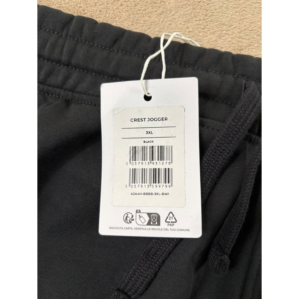 Gymshark Crest Joggers Men's Size 3XL Color Black Slim Fit Gymwear Casual NEW - Picture 2 of 12